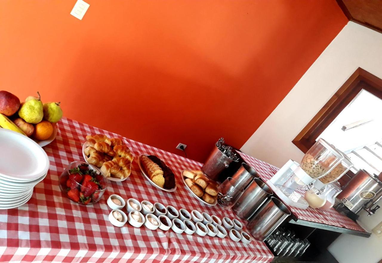 La Tavola Hotel ピナマール エクステリア 写真