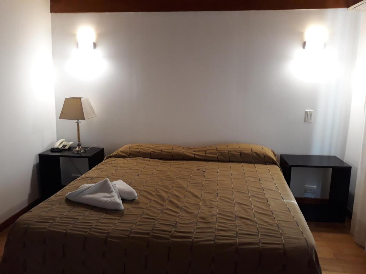 La Tavola Hotel ピナマール エクステリア 写真