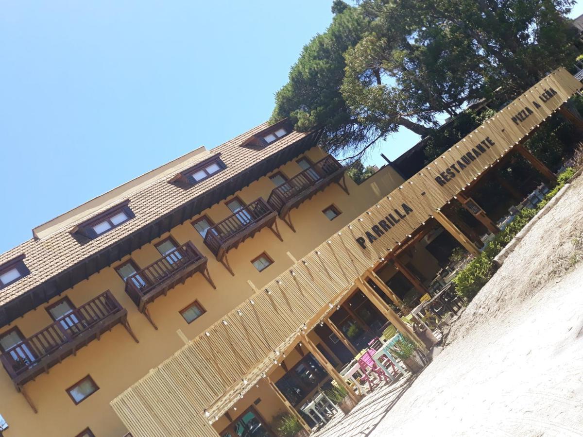La Tavola Hotel ピナマール エクステリア 写真
