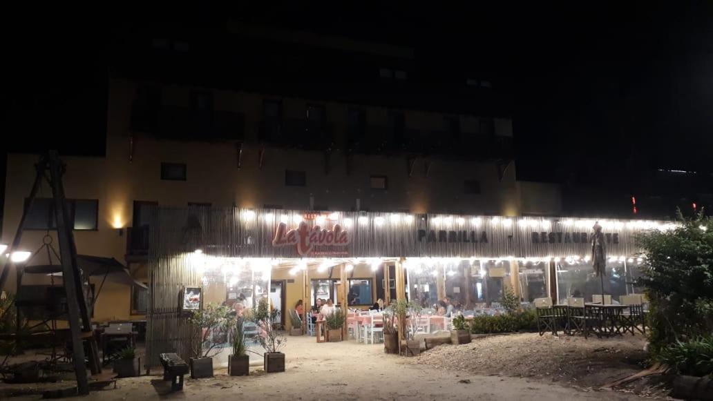 La Tavola Hotel ピナマール エクステリア 写真
